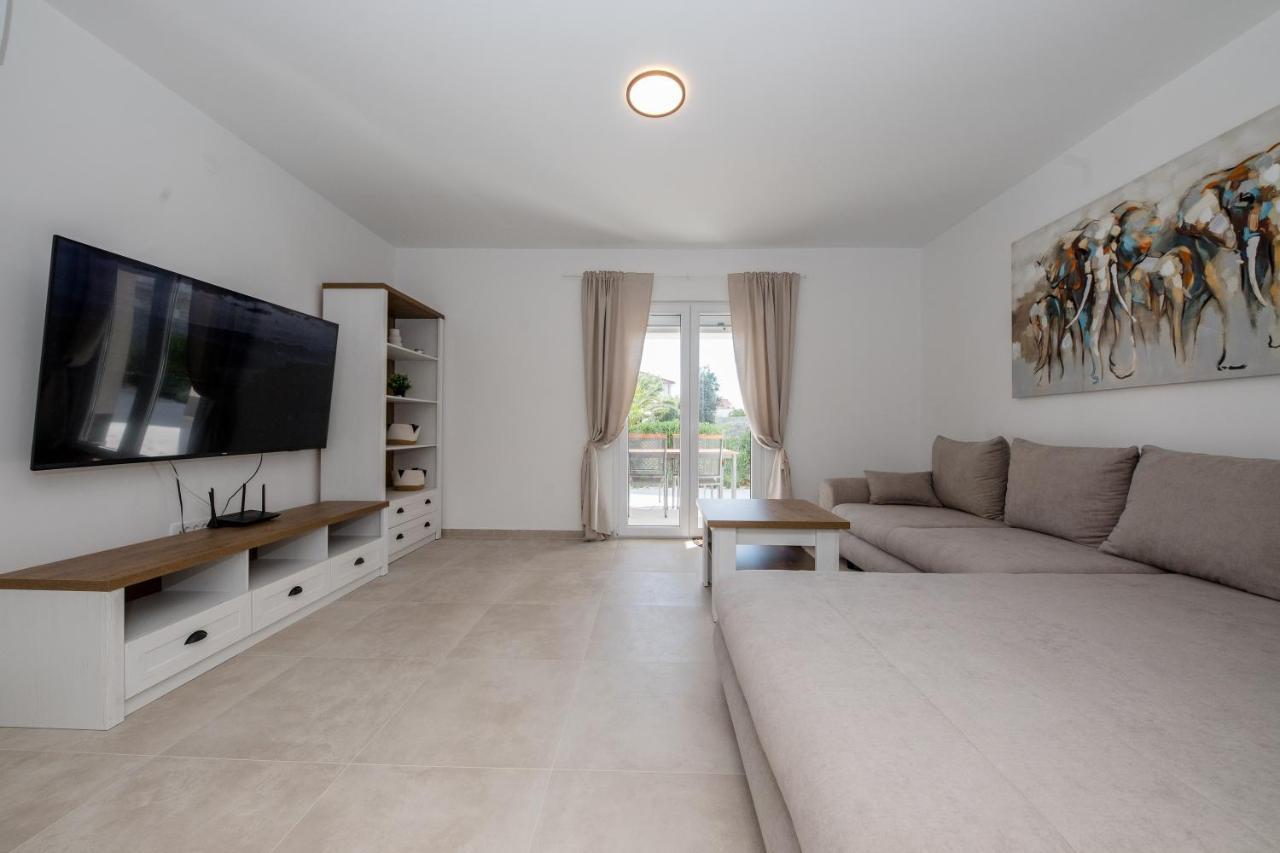 Peaceful Haven Near The Sea-Apartments Torlak Rab Banjol Zewnętrze zdjęcie